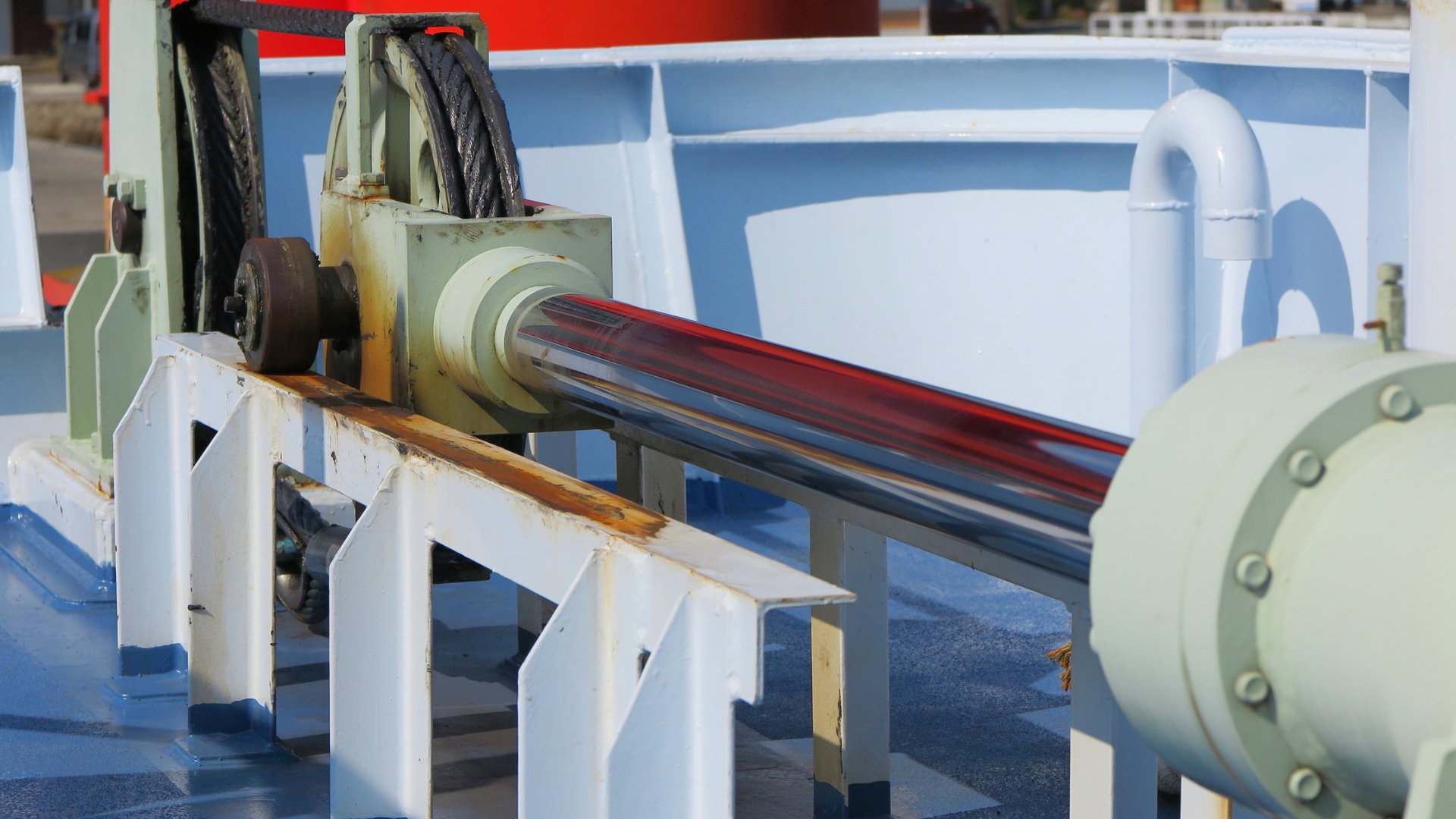 Spécialiste de la réparation et maintenance de pièces hydrauliques en Île-de-France, > 35 ans d'expérience, équipe autonome et clientèle fidèle